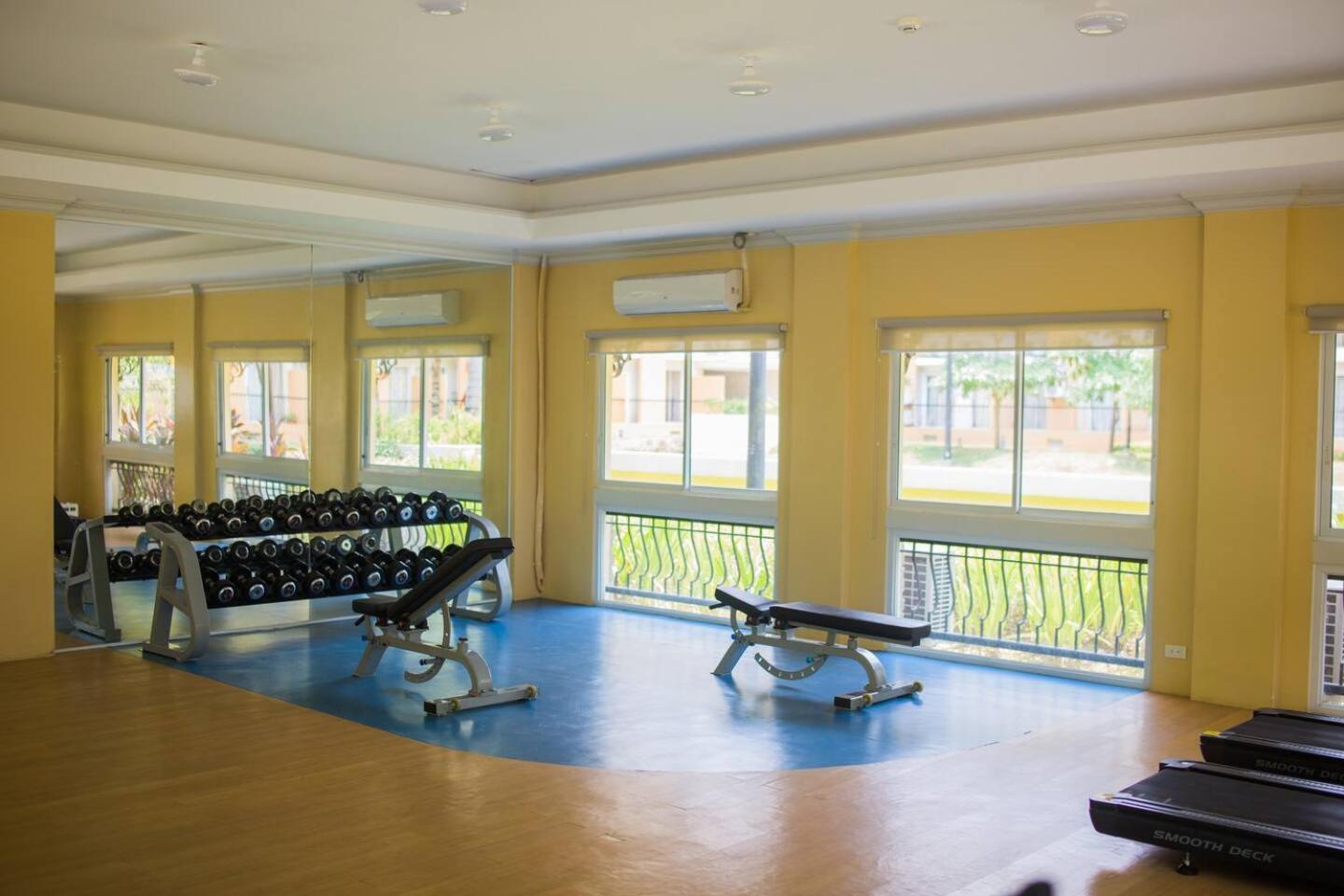 Kara'S Suite Cebu Екстер'єр фото